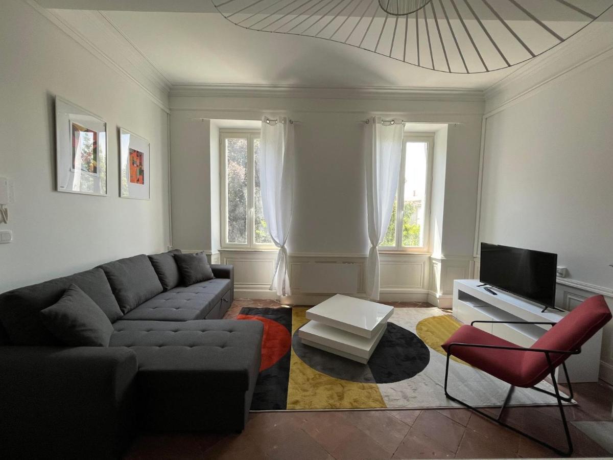 Convivial Paul Sibra-t2-billard- Wifi-velo Apartment Castelnaudary